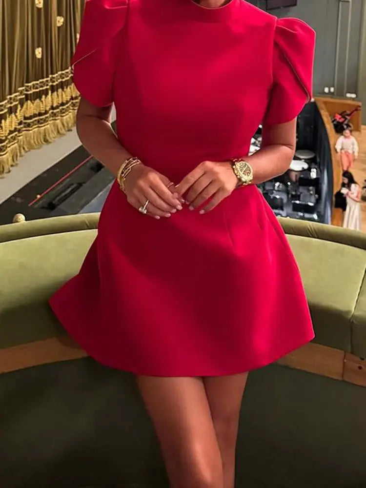 Mini Casual Satin Dress – Single-Row Design