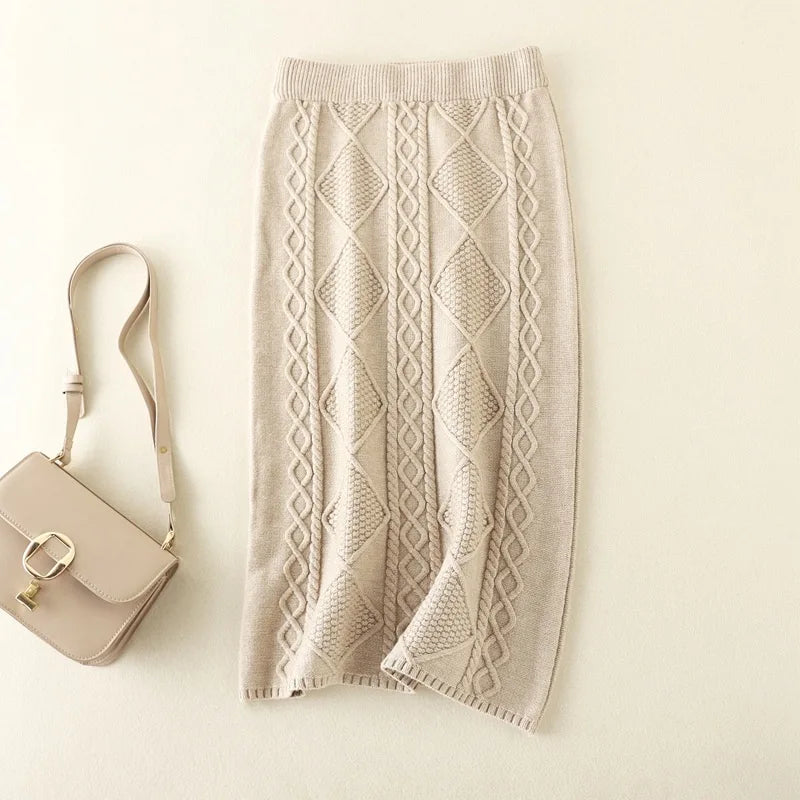 Women’s Cozy Diamond-Knit Midi Skirt