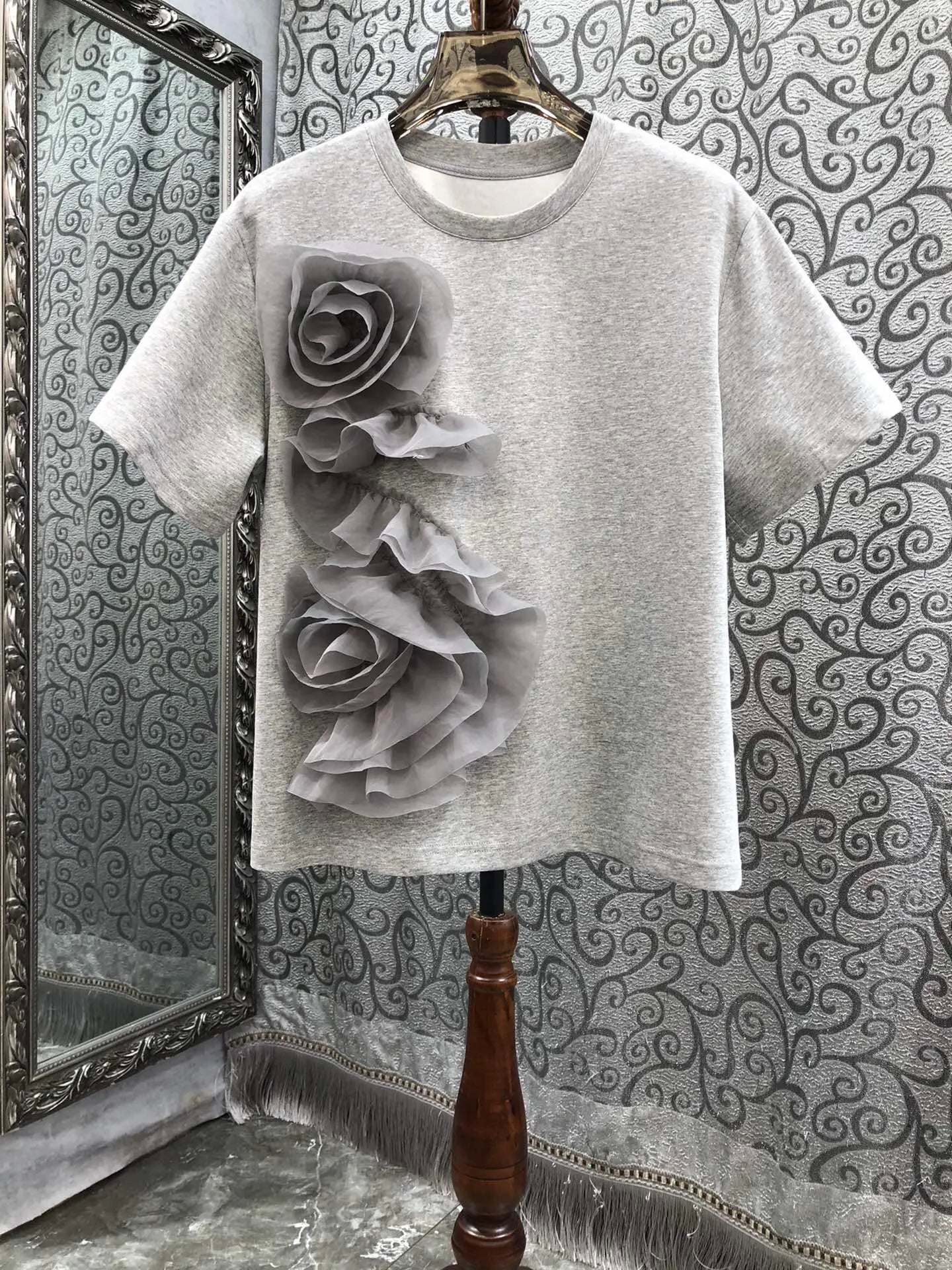 3D Floral Short-Sleeved Cotton Tee