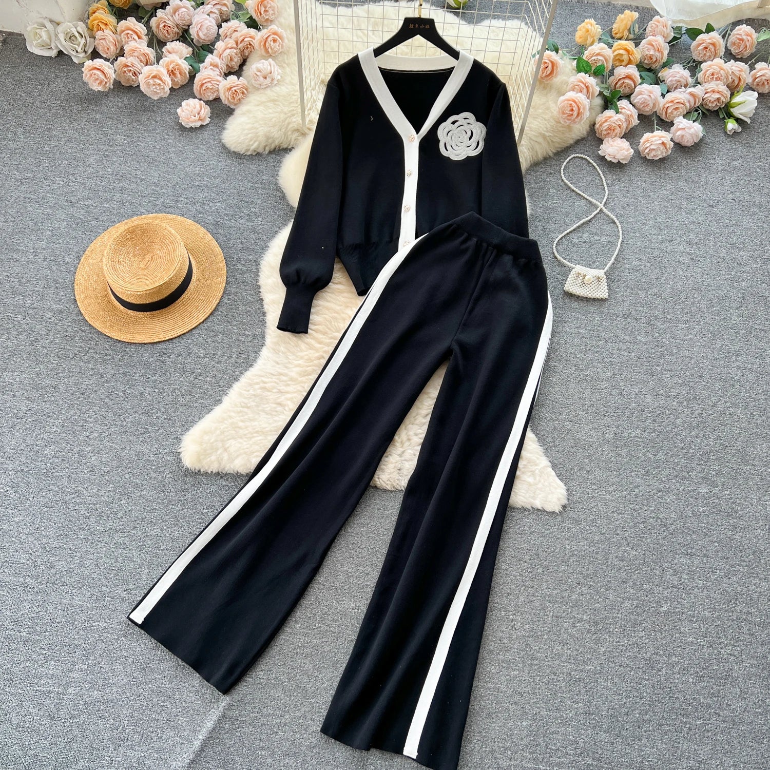 Women’s Elegant Knit Two-Piece Outfit