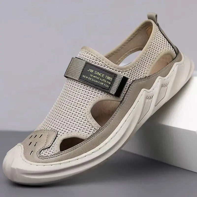 Non slip Comfortable Toe Wrap Outdoor Sports Flat Sandals for Men