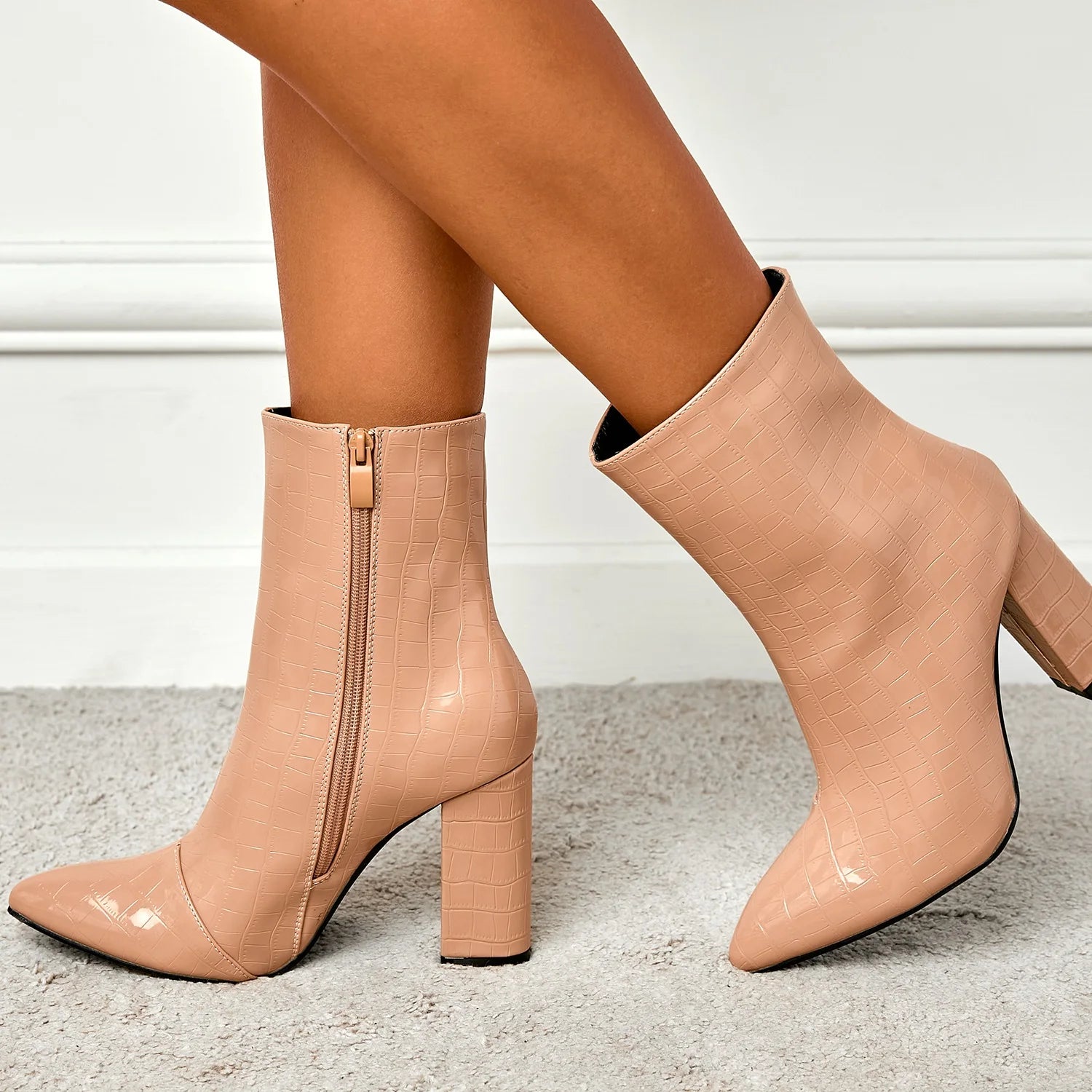 Women European and American Pointed crocodile Leather High Heels short boots