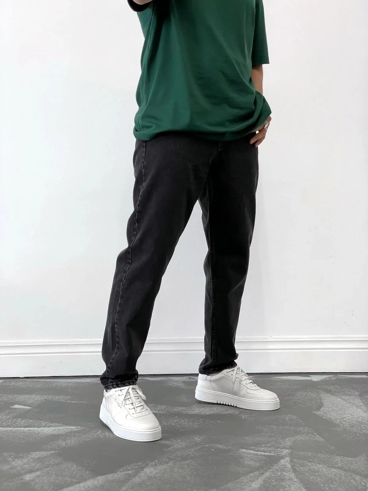 Men's High-End Casual Denim Jeans with Medium Wash
