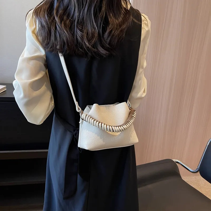 Fashionable Leather Handbag for Ladies