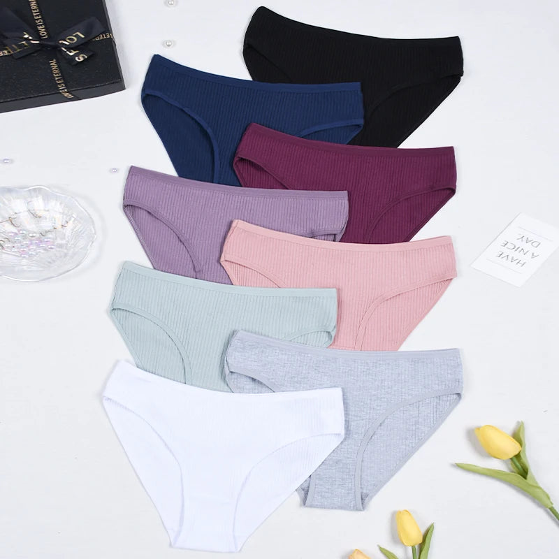 Ribbed Cotton Thong – Low-Rise Everyday Panties (8 Pieces)