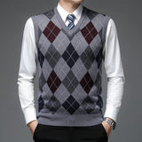 Men’s Sleeveless Knitted Wool Vest