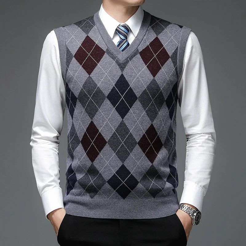 Men’s Sleeveless Knitted Wool Vest
