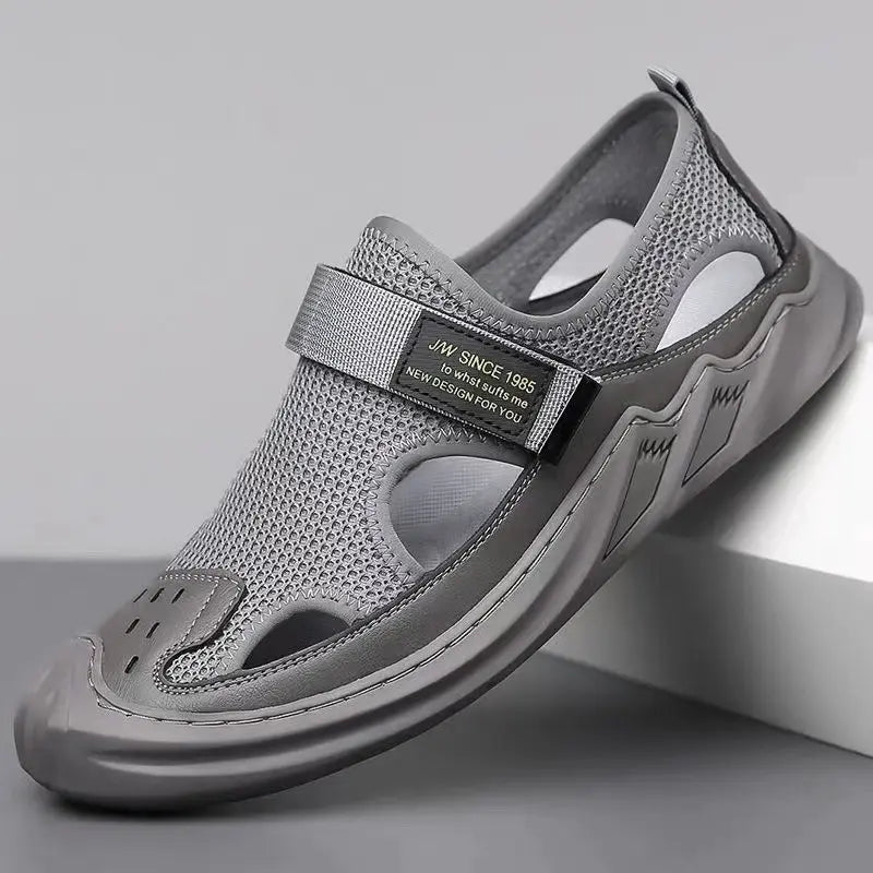 Non slip Comfortable Toe Wrap Outdoor Sports Flat Sandals for Men