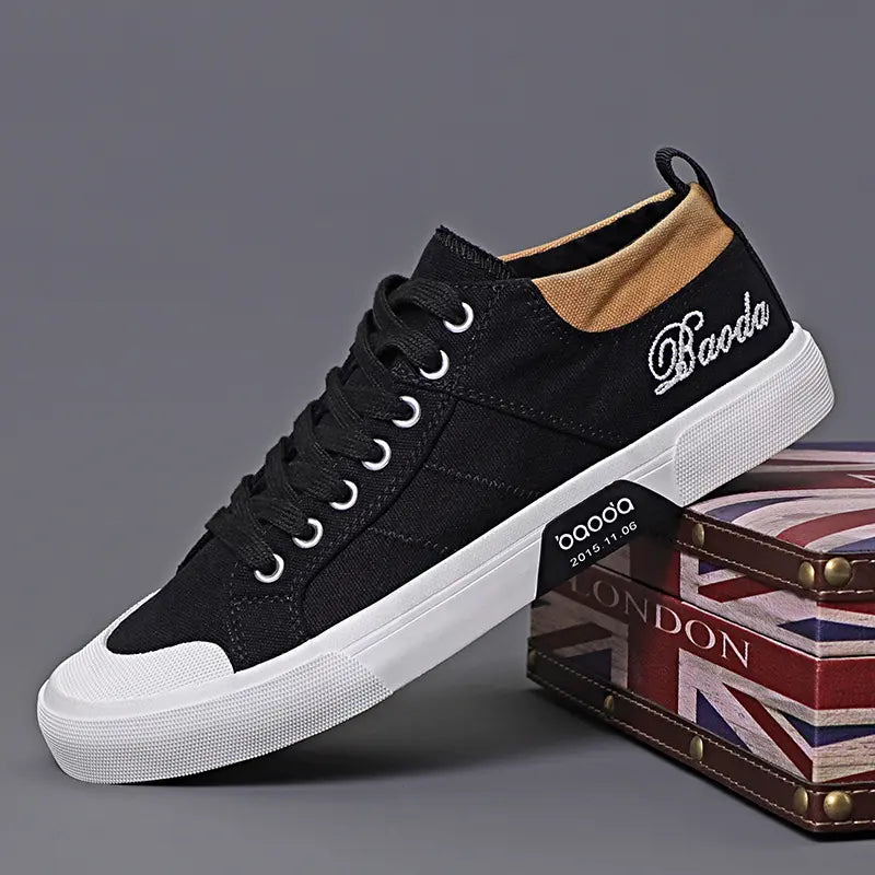 Good Quality Breathable Walking Footwear Men Trendy Flat Skateboard Sports Soft Sole Cloth Casual Sneakers Fashion Canvas Shoes