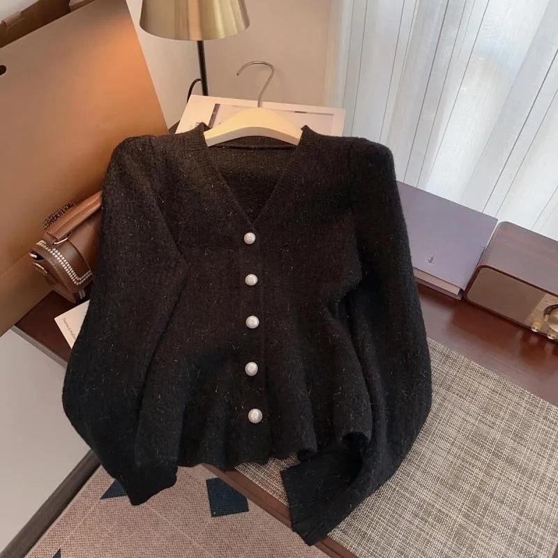 Women V-neck Knitted Cardigan With Waist Cinching Short Women's Sweater for winter season